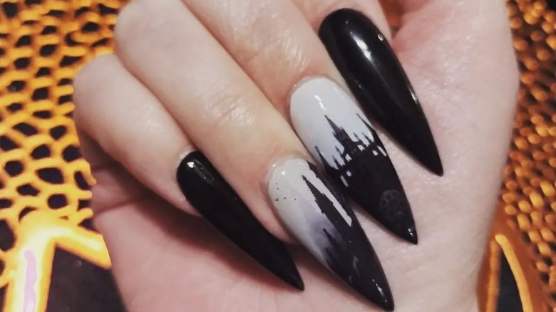 Black nails with a silhouette