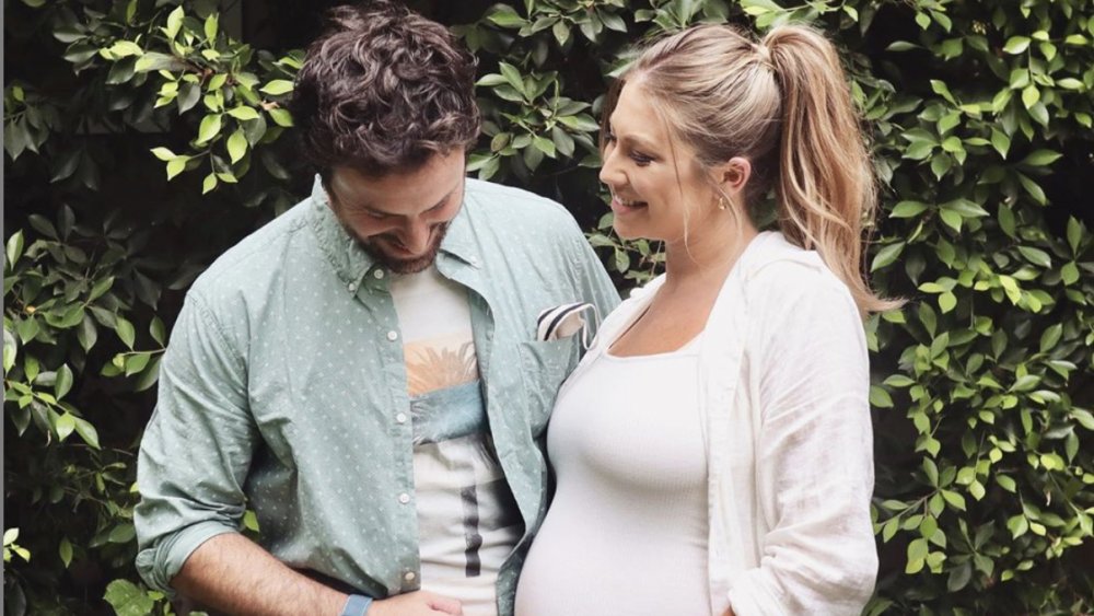 Stassi Schroeder pregnant belly and fiance Beau Clark 