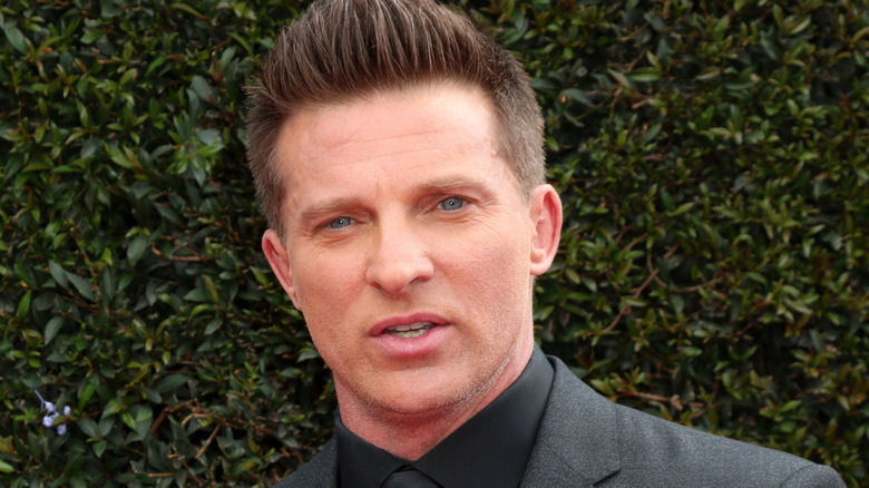 Steve Burton posing at an event. 