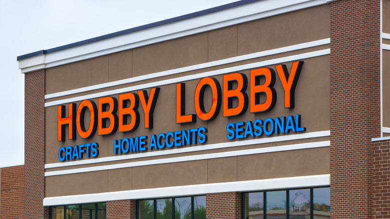 Hobby Lobby storefront