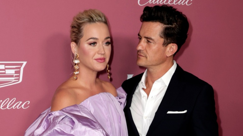 Katy Perry and Orlando Bloom posing