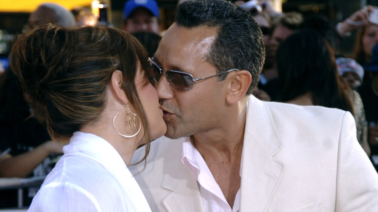 leah remini kissing angelo pagan