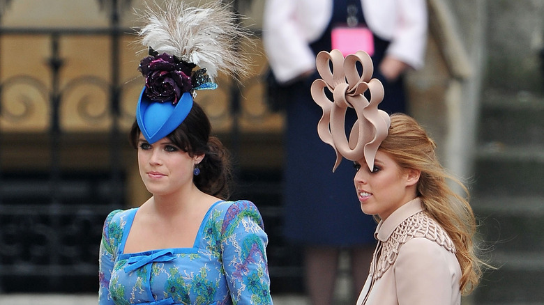 Princess Eugenie & Princess Beatrice wearing fascinators 