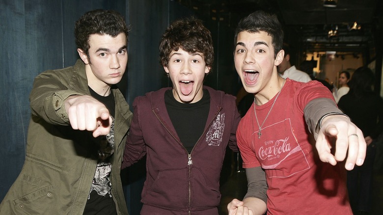 The Jonas Brothers, Disney stars who had to follow strict rules
