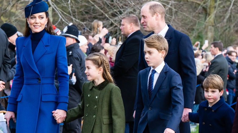 Kate Middleton, Princess Charlotte, Prince George, Prince William, Prince Louis walking