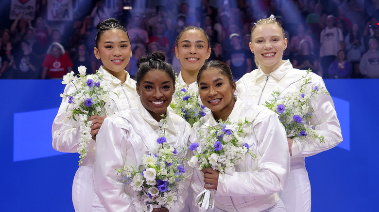 The 2024 Olympic gymnastics team posing 