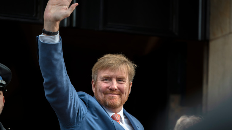 King Willem-Alexander waving