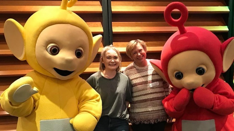 Jess Smith and her mom with Laa-Laa and Po