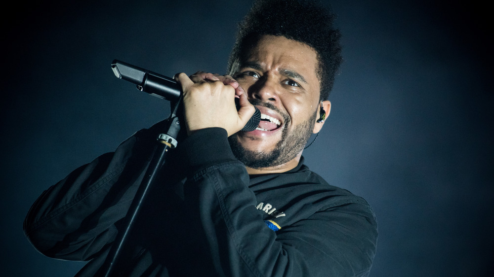 Super Bowl halftime show setlist 2021: Every song the Weeknd played -  Sports Illustrated