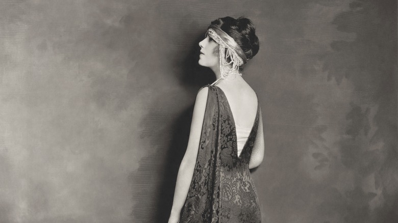 1920s woman