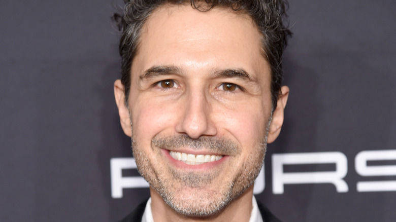 Ethan Zohn posing 