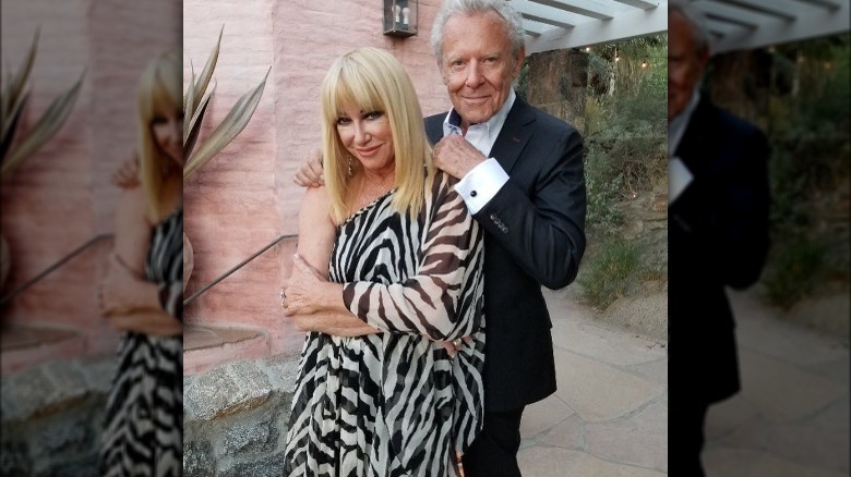 Suzanne Somers and Alan Hamel in evening wear