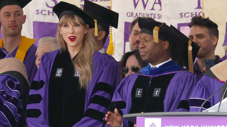 Taylor Swift delivering graduation speech