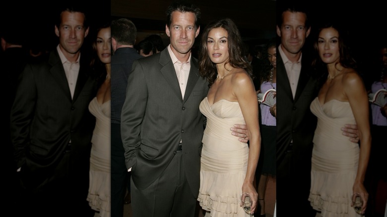 James Denton and Teri Hatcher posing together