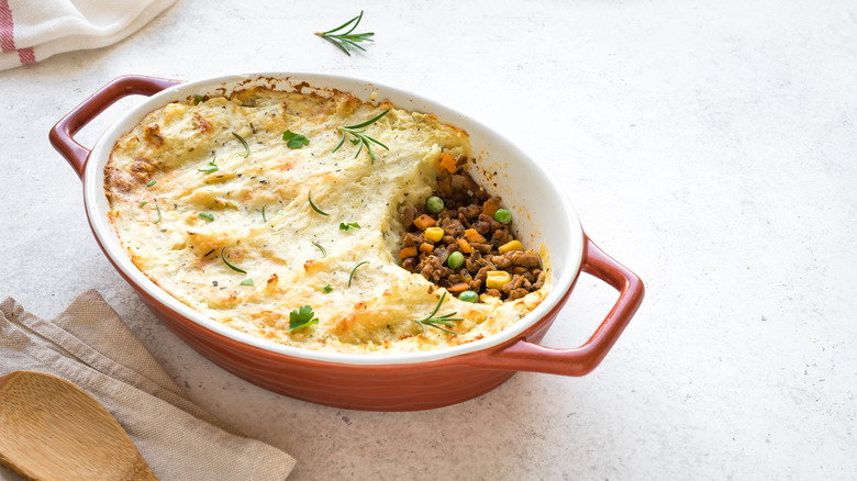 Mashed potato-topped shepherd's pie