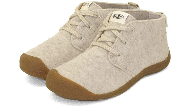 Beige wool chukka bootie