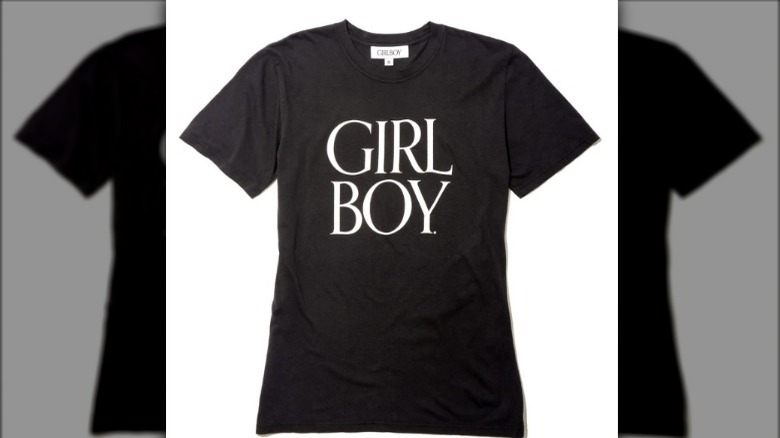 Black t-shirt with words Girl Boy