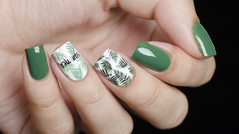 green nail design