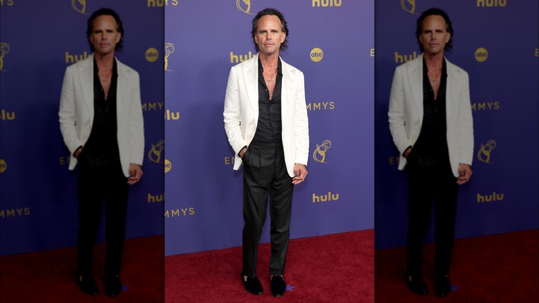 Walton Goggins posing