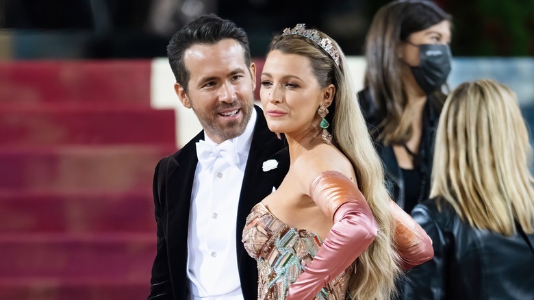 Ryan Reynolds and Blake Lively posing at the Met Gala