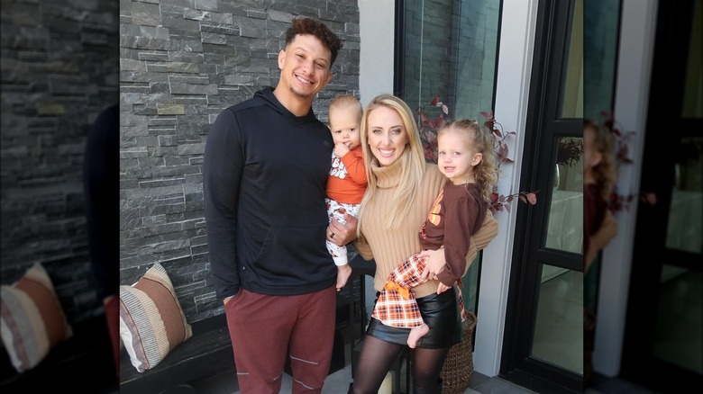 Patrick and Brittany Mahomes with their kids