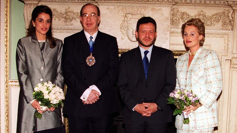 Queen Rania, Lord Mayor, King Abdullah, and Lady Mayoress standing together