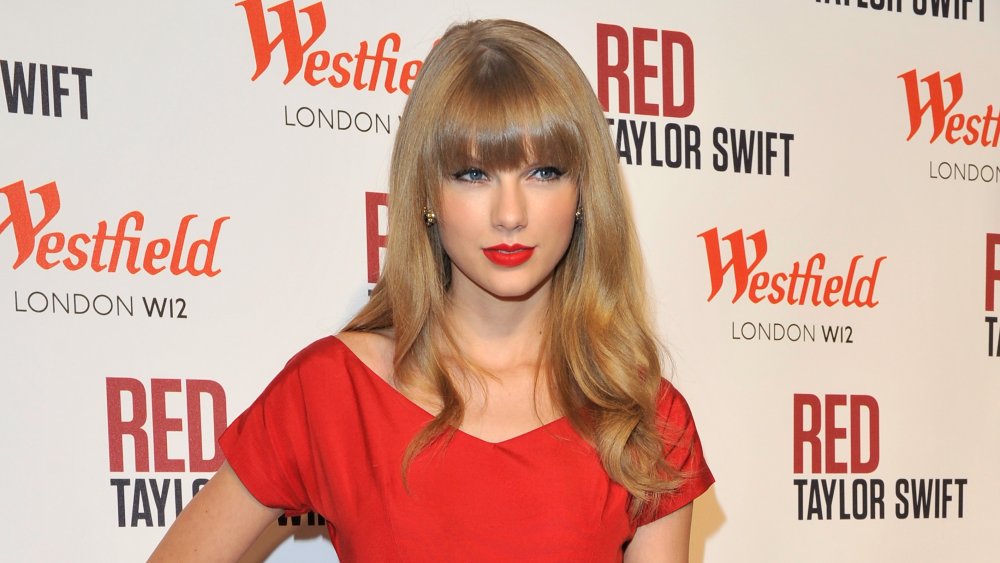 Taylor Swift at a charity event in 2012