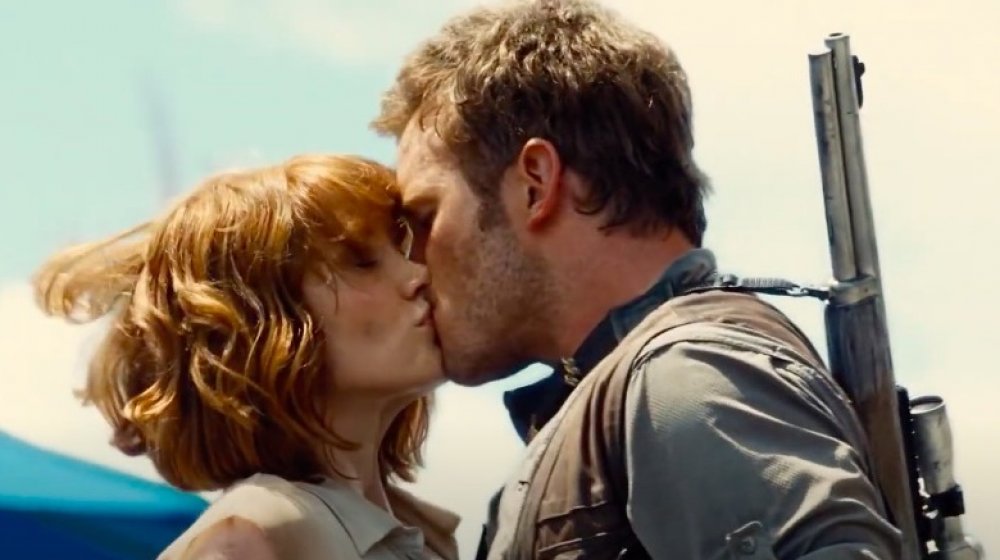 Chris Pratt and Bryce Dallas Howard's unscripted kiss in Jurassic World