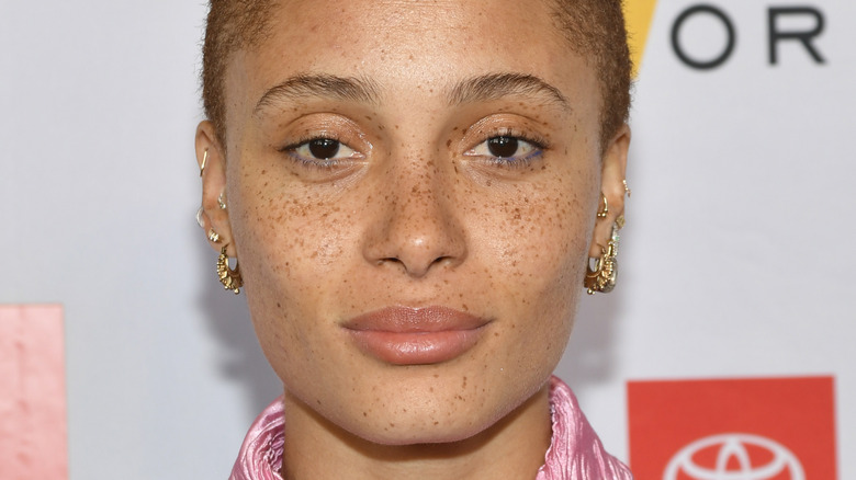 Adwoa Aboah showing off the 2020 makeup trend of no-makeup looks