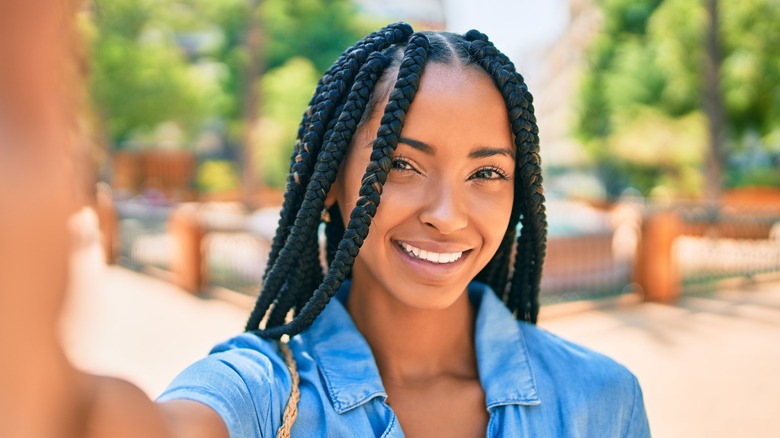 girl with box braids