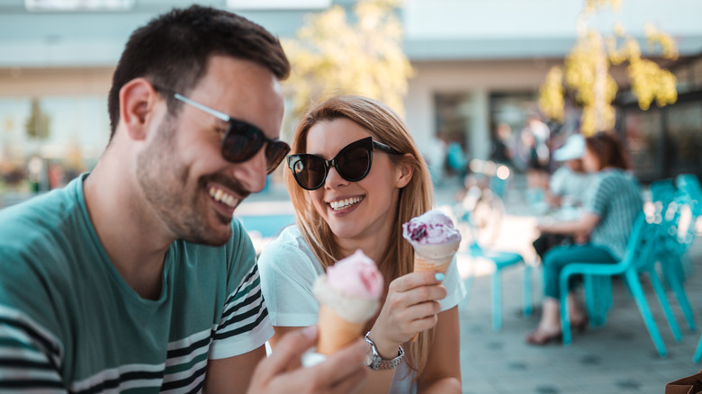 couple on ice cream date