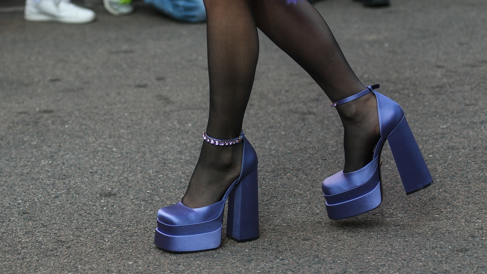 The Best Ways To Style Platform Heels