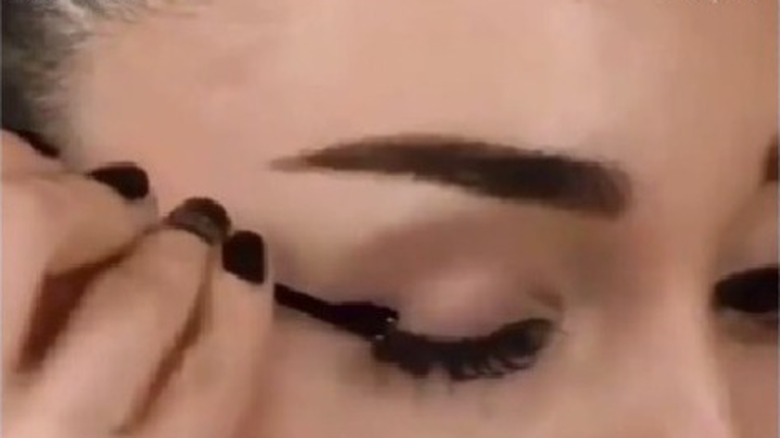 Bobby pin for winged eyeliner