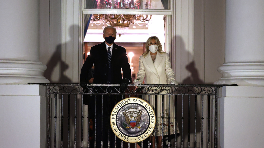 Bidens on White House balcony