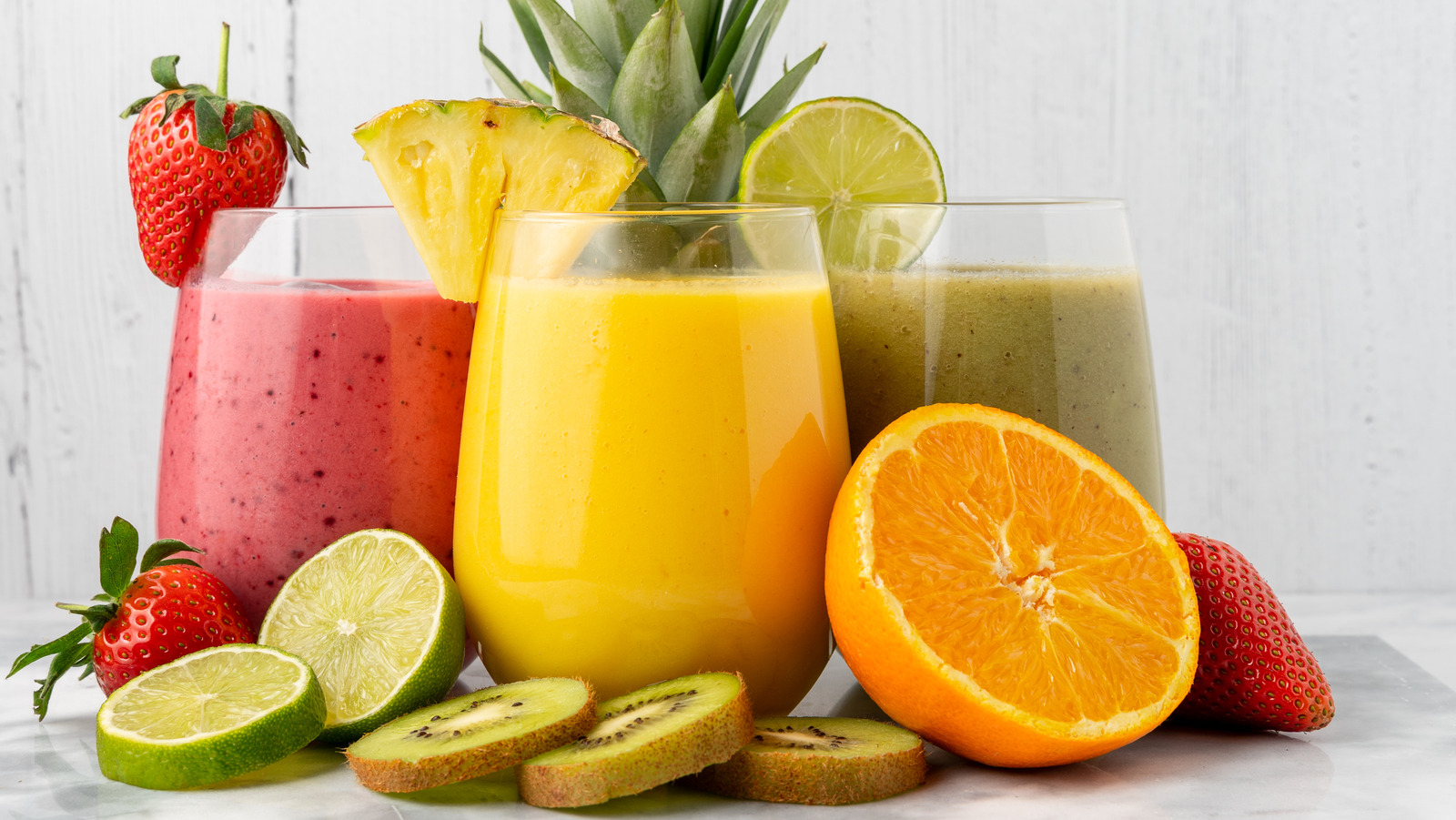 The Big Mistake Everyone Makes When Making Smoothies