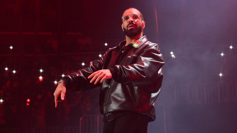 Drake performing a song