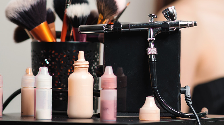 Airbrush makeup tools