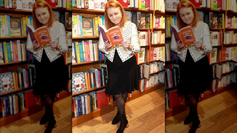 Sarah Ferguson reading a book