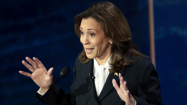 Kamala Harris debates Donald Trump