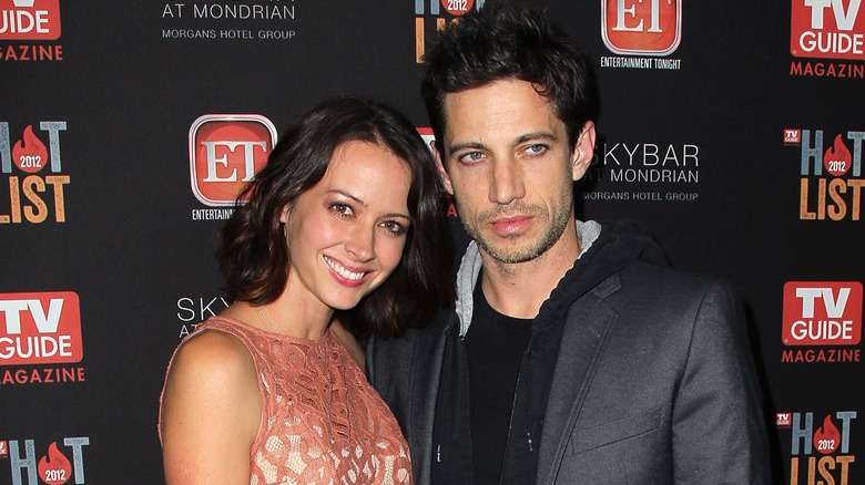 Amy Acker and James Carpinello