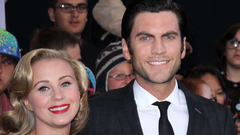 Wes Bentley, wife smiling together