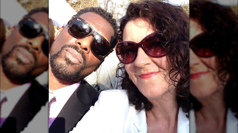 Eamonn Walker and his wife Sandra posing for a selfie