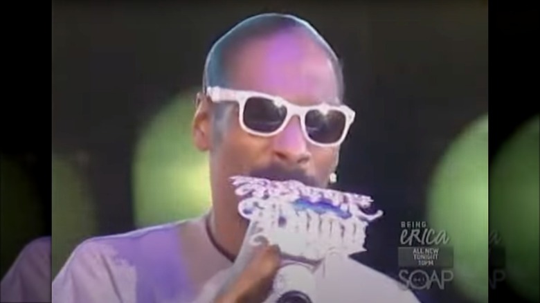 Snoop Dogg performing on One Life to Live