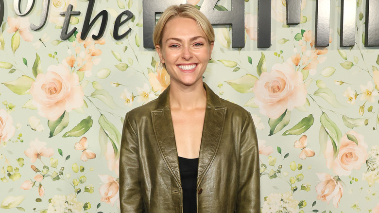 AnnaSophia Robb smiling