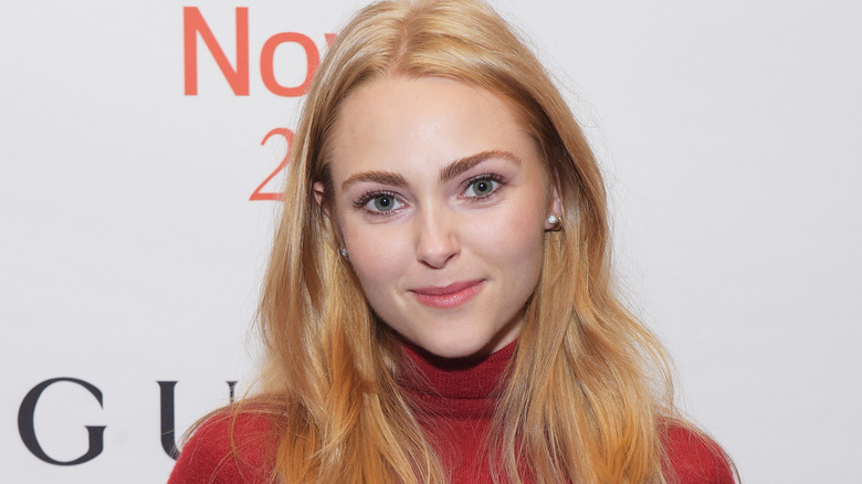 AnnaSophia Robb smiling