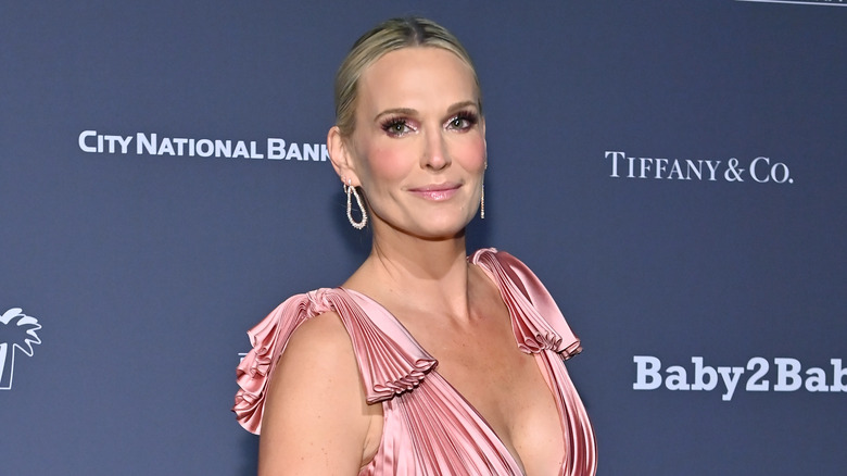 Molly Sims in pink