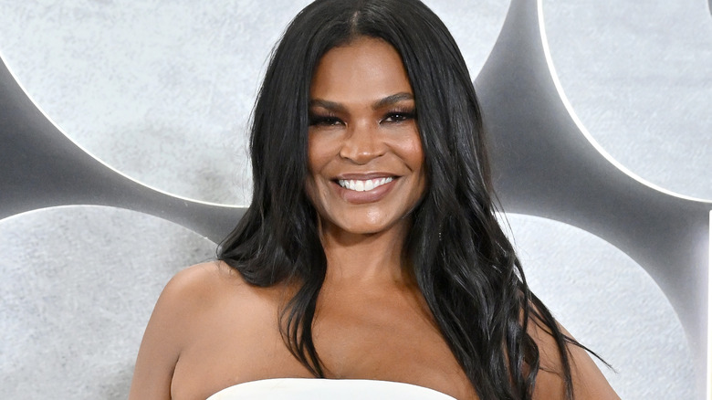 Nia Long smiling 