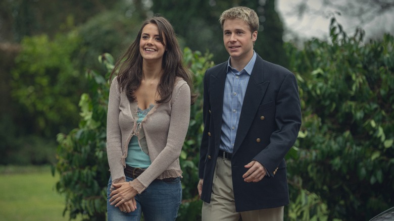 Meg Bellamy and Ed McVey in "The Crown"