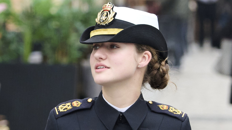 Princess Leonor in dark blue military uniform