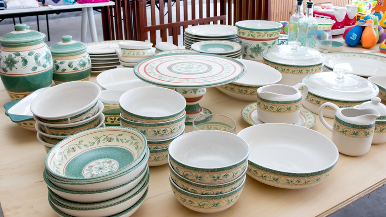 Vintage dinnerware at a thrift store